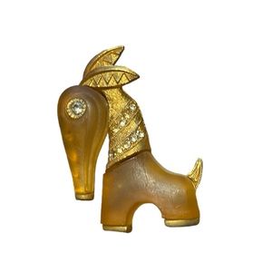Hattie Carnegie Unsigned Anteater Brooch